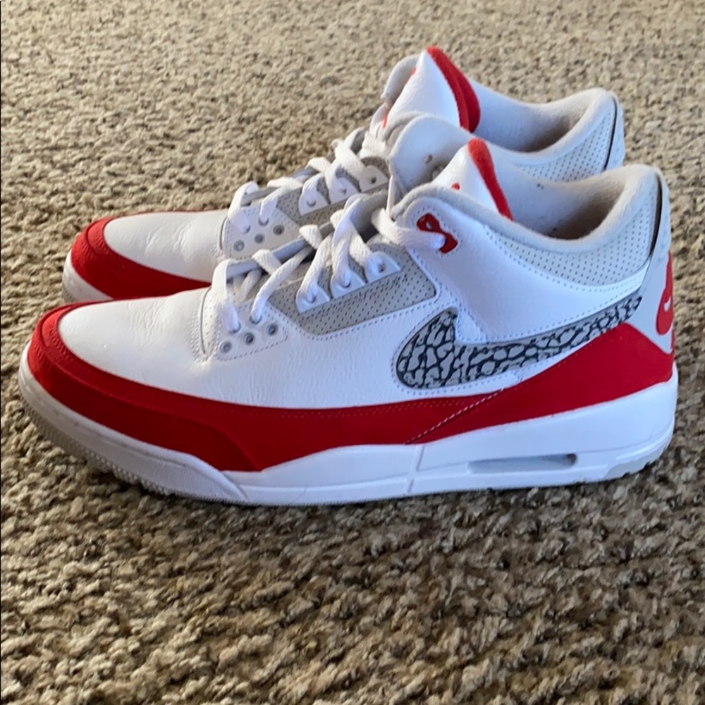 Nike Air Jordan 3 - Tinker Special Release